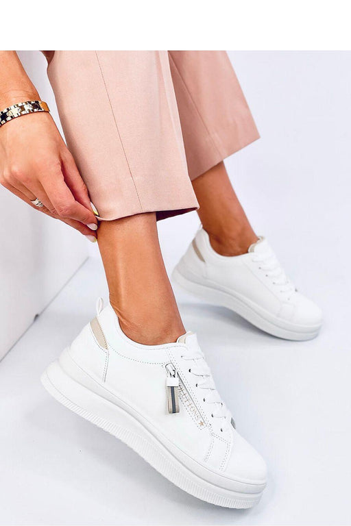 Inello - Sneakers voor Dames in Wit met Beige Accessoires - Chique Design